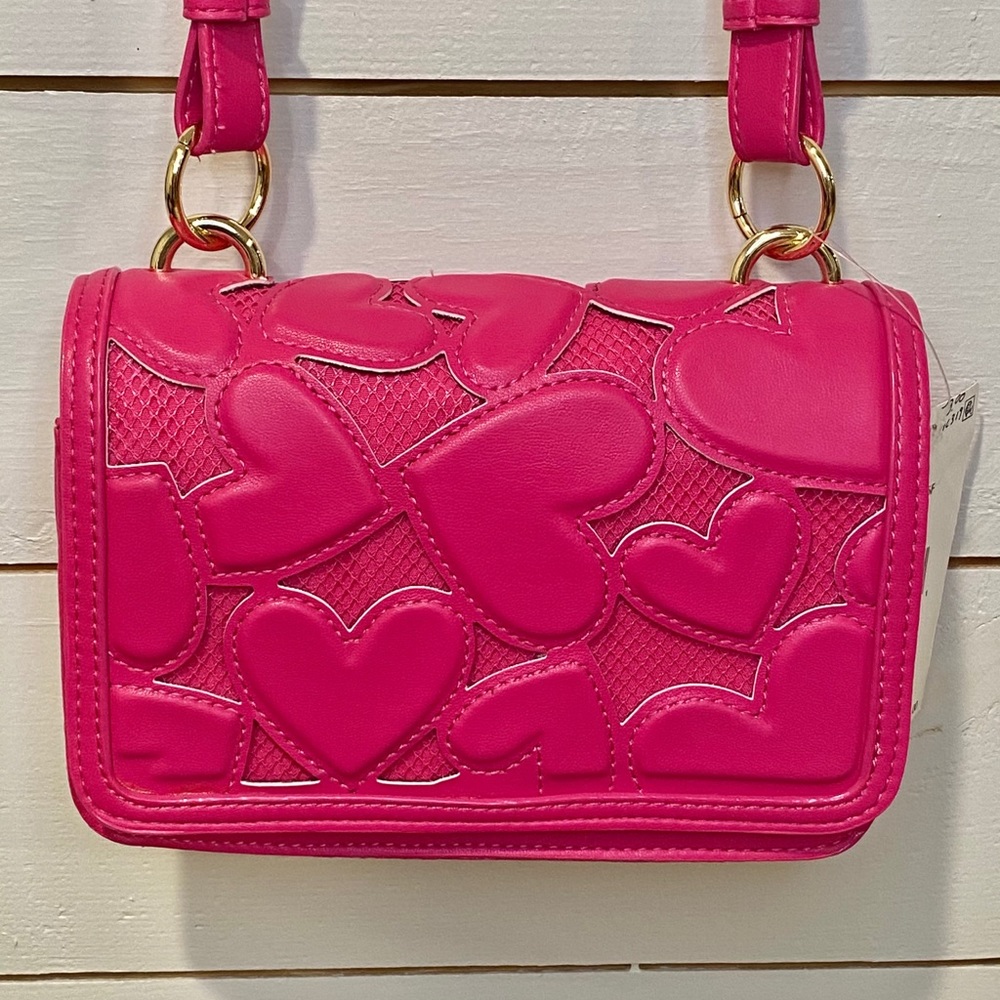 Sold Betsey Johnson Crossbody Bachelor of Hearts - Picture 2 of 6